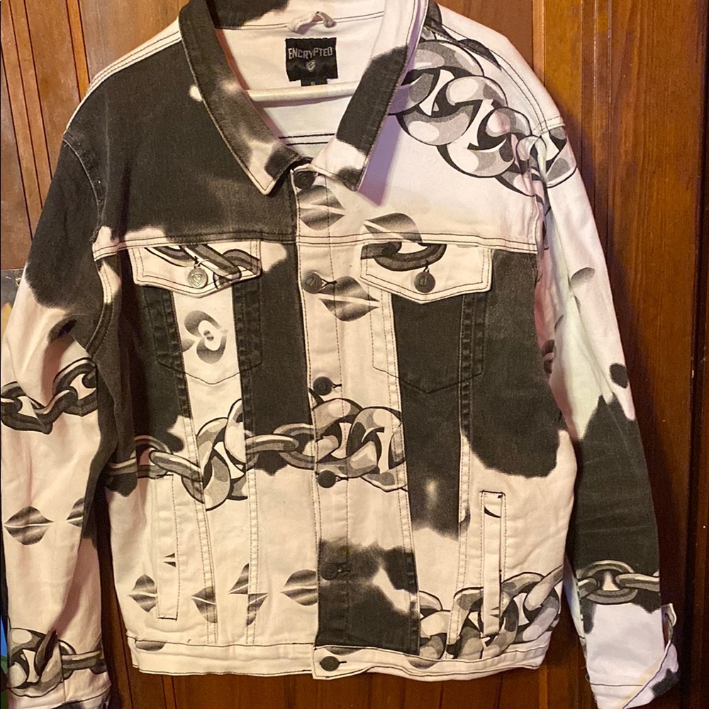 Black and White Chain Print Denim Jacket